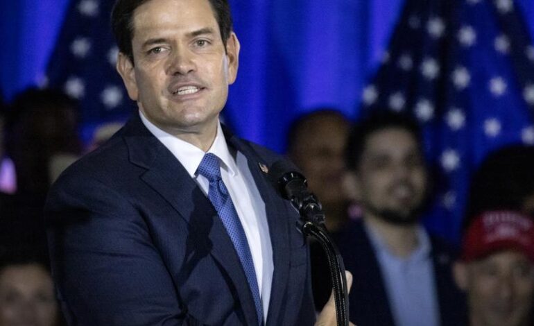 Trump sopesa nombrar secretario de Estado al senador latino Marco Rubio