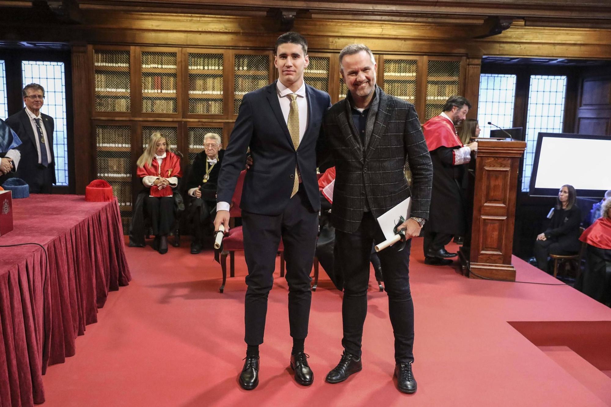 En imágenes: Así fue la entrega de premios a los mejores expedientes de la Universidad de Oviedo 2024