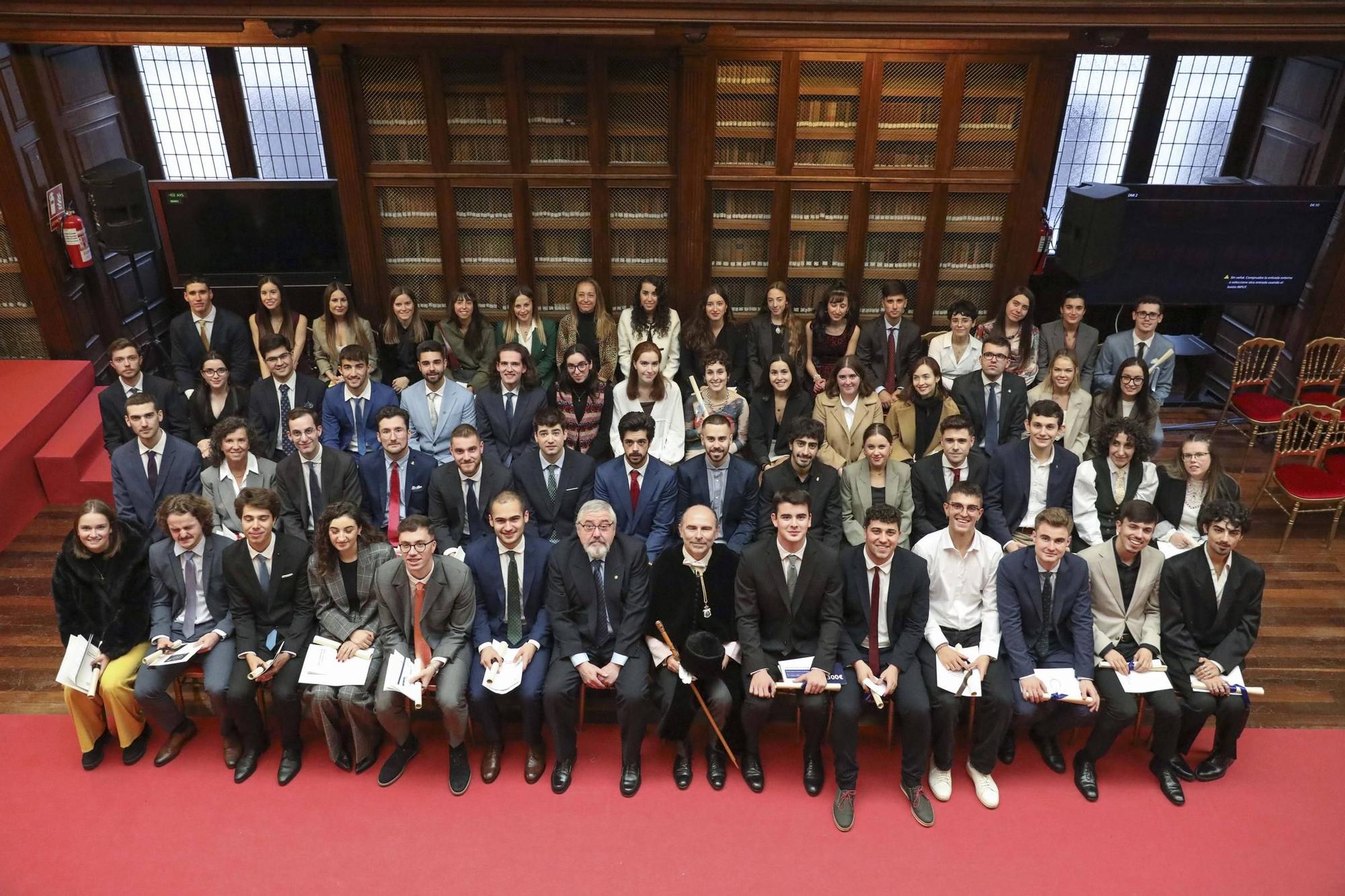 En imágenes: Así fue la entrega de premios a los mejores expedientes de la Universidad de Oviedo 2024