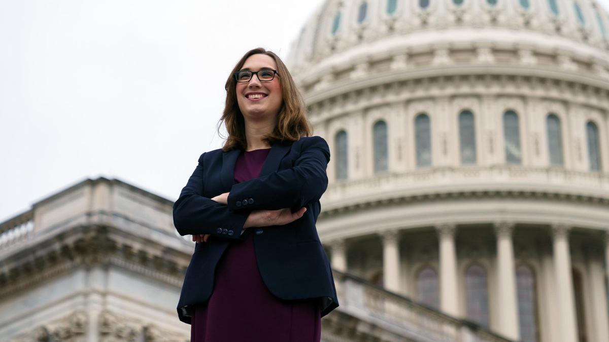 El Capitolio prohíbe el uso del baño de mujeres a la primera persona legisladora transgénero de EEUU