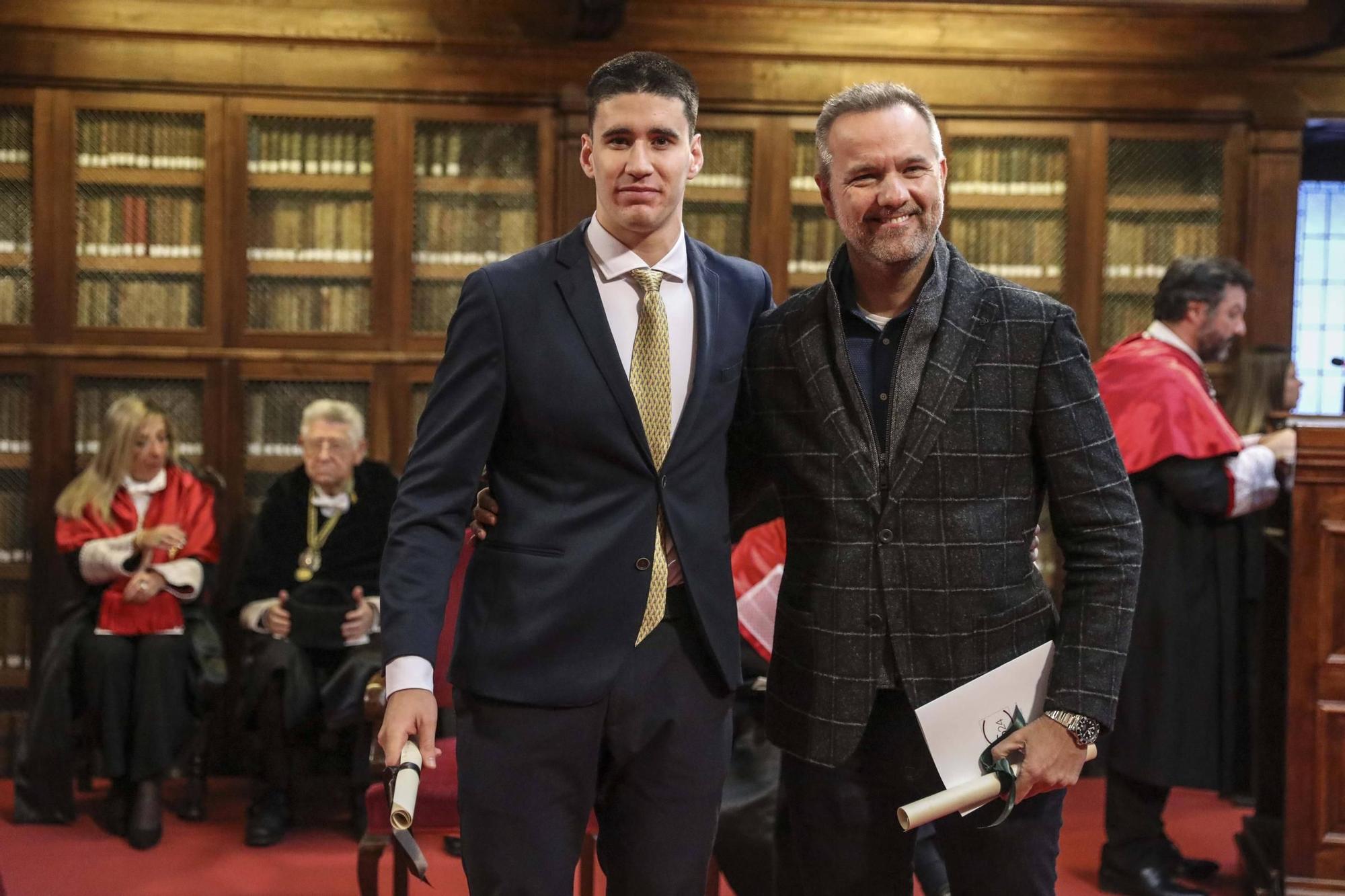 En imágenes: Así fue la entrega de premios a los mejores expedientes de la Universidad de Oviedo 2024