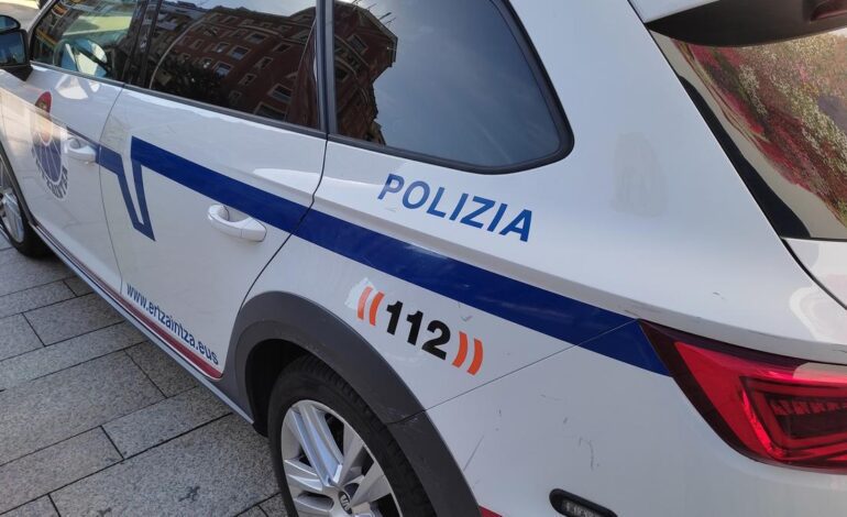 Detenido un hombre en Guipúzcoa por intentar matar a su pareja con un cuchillo