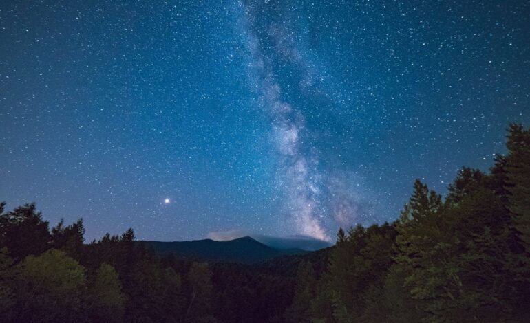 ¿Es posible que el cielo se quede sin estrellas? El físico Marcos Pérez despeja las dudas