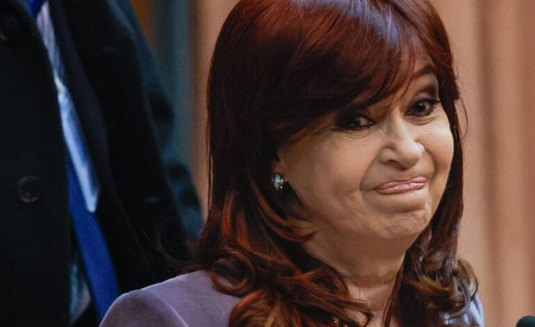 La justicia argentina ratifica la condena a seis años por corrupción contra la expresidenta Cristina Fernández de Kirchner