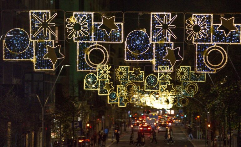 Cuándo se encienden las luces de navidad 2024 en Barcelona