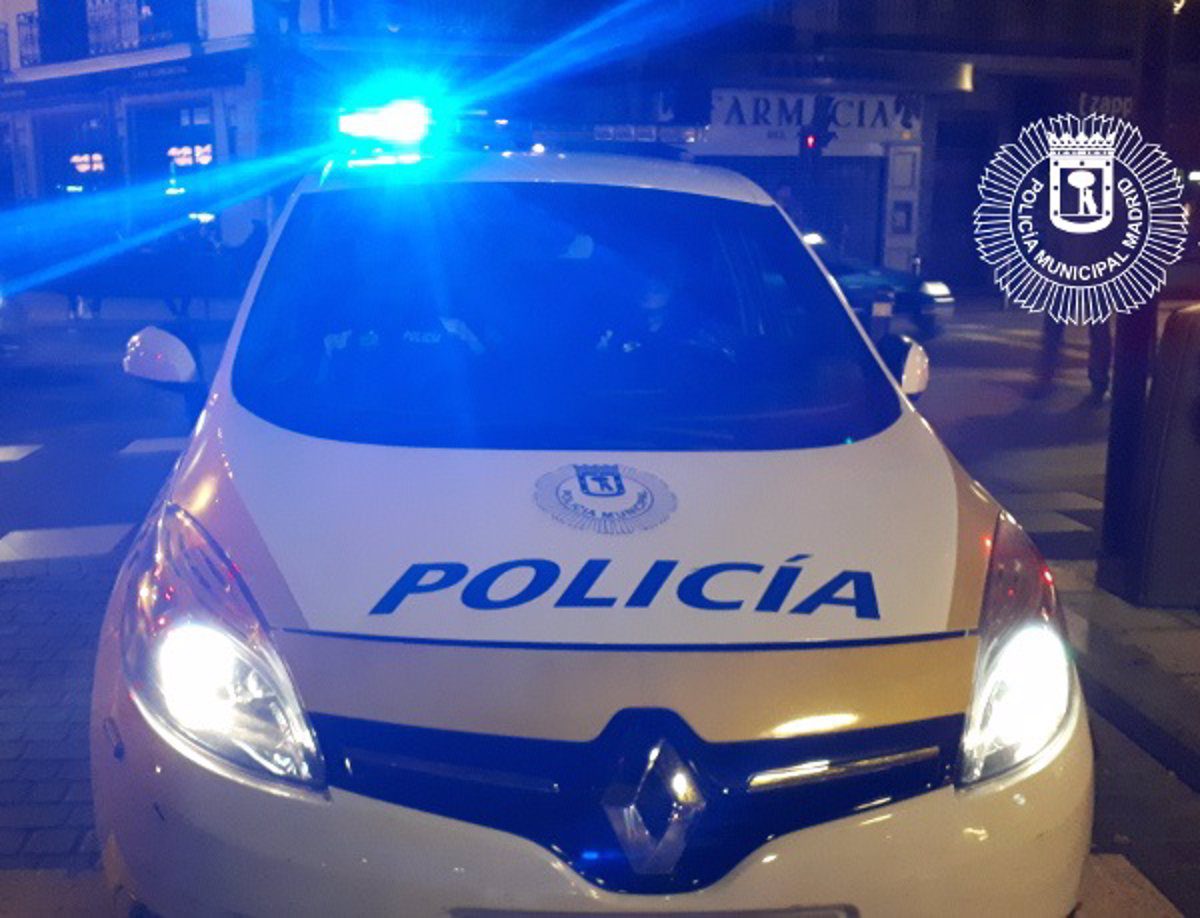 Detenido un hombre por agredir sexualmente a su expareja y empujarla por las escaleras en Carabanchel