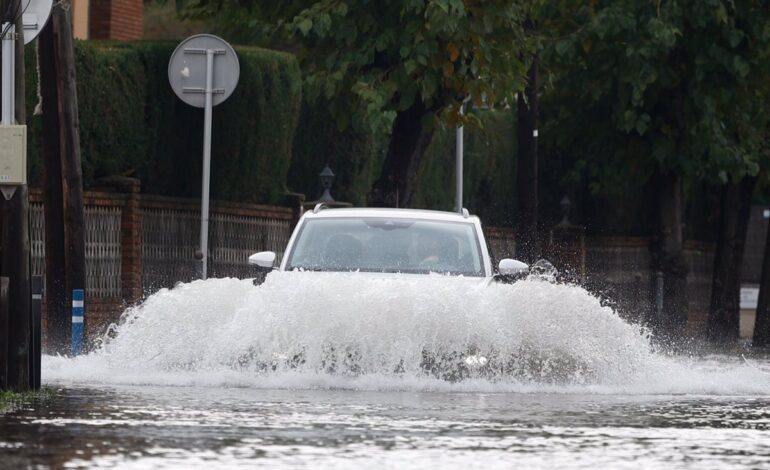 Restringida la movilidad y suspendidas clases en 5 comarcas de Tarragona por las lluvias