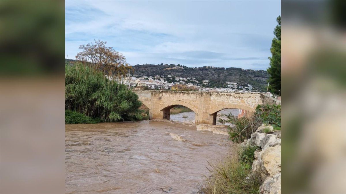 Municipios del nordeste de Alicante con más lluvias por la DANA constatan pocas incidencias y se reabren vías