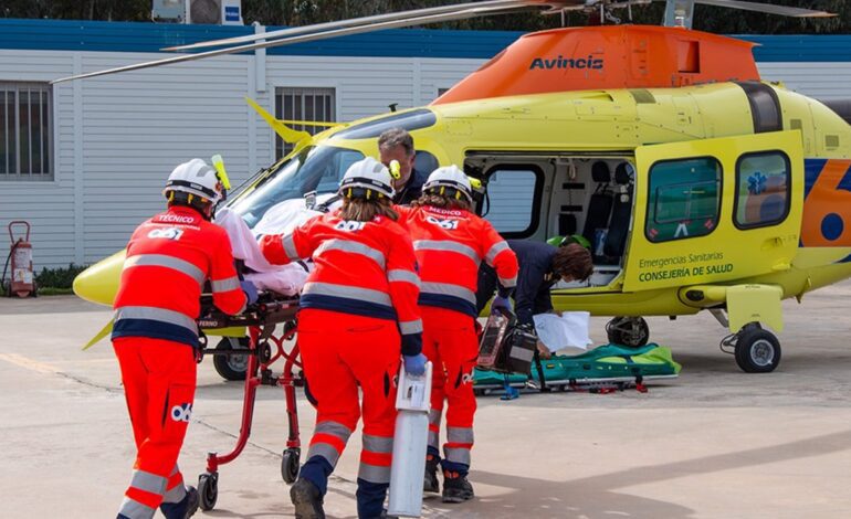 Heridas dos personas, una grave, tras volcar un camión en la N-331 en La Rambla (Córdoba)