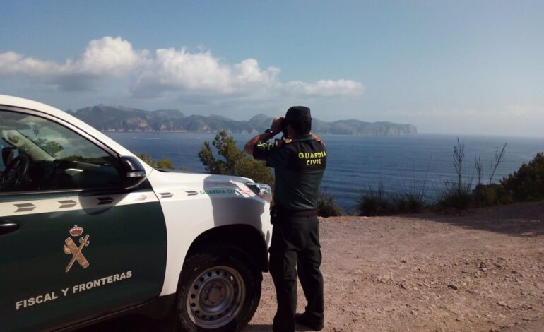 Interceptada una nueva patera con 24 migrantes a bordo en aguas próximas a Formentera