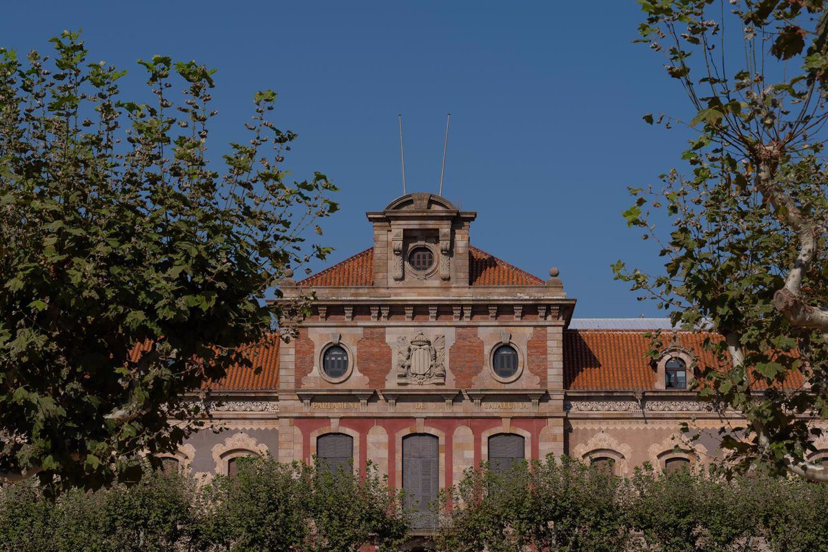 El Parlament aprueba que Trapero, Esquius y Moriana expliquen las líneas para reforzar la seguridad