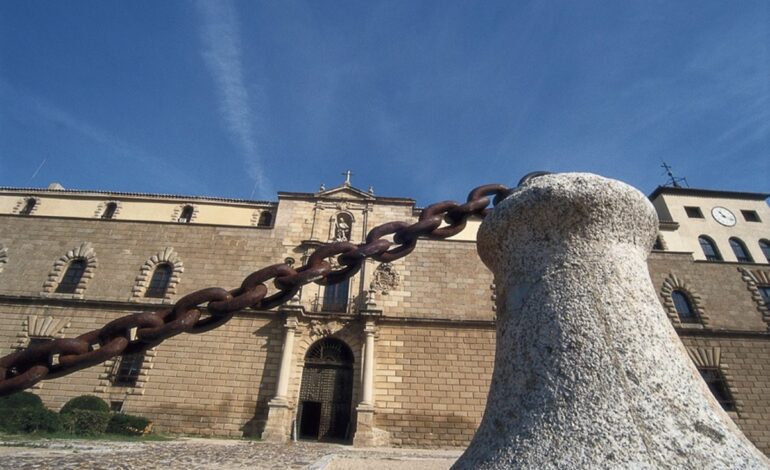 Hallan un artefacto explosivo de 1936 en el Hospital Tavera en Toledo que provoca el desalojo de un colegio