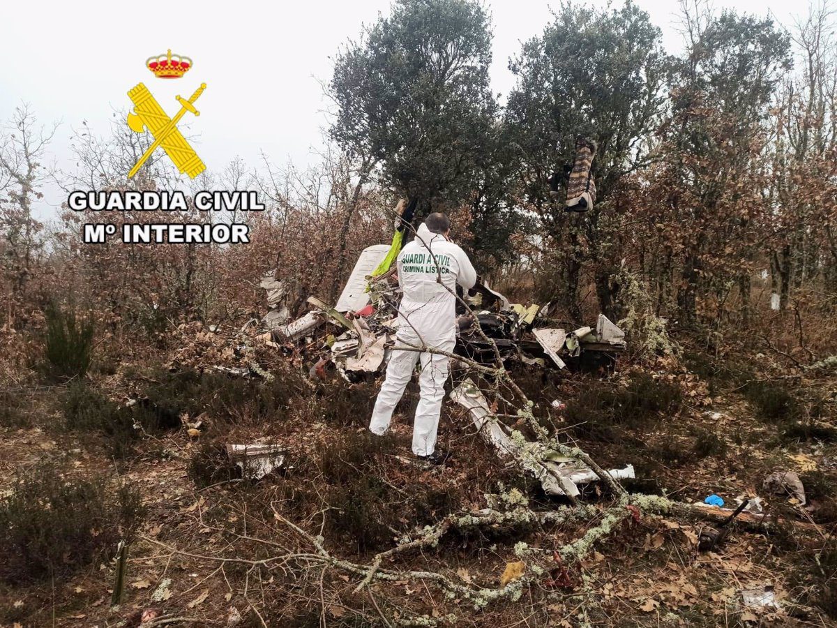 Recuperan los cuerpos de los fallecidos en el accidente de avioneta de León