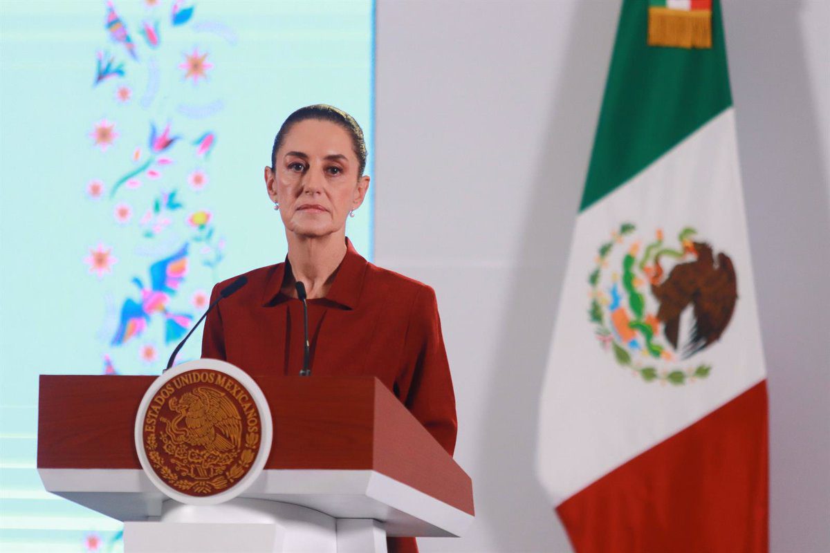 La presidenta de México se reunirá con familiares de los normalistas de Ayotzinapa a principios de diciembre