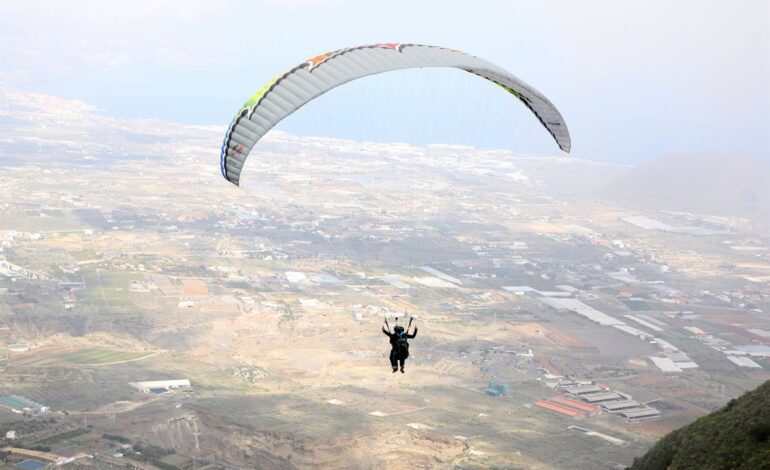 Muere un parapentista tras sufrir una caída en Pechina (Almería)