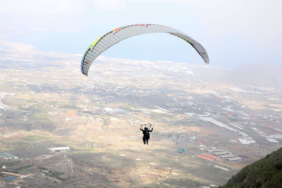 Muere un parapentista tras sufrir una caída en Pechina (Almería)