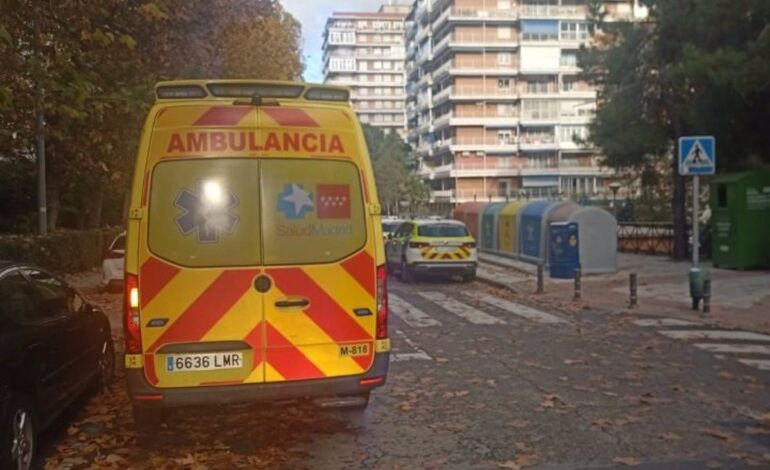 Salvan a una mujer que entró en parada cardiaca en una vivienda de Alcorcón