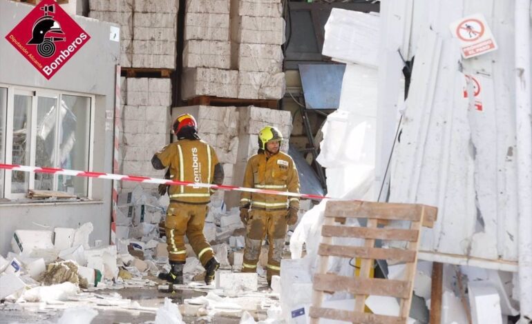 La explosión en una fábrica en Ibi (Alicante) deja tres fallecidos y siete heridos