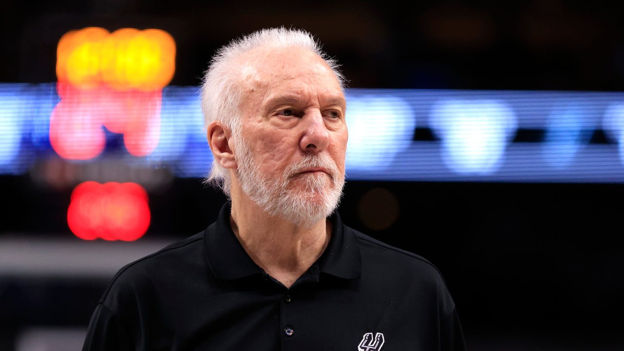 Gregg Popovich, entrenador de los Spurs, sufrió un «derrame cerebral»