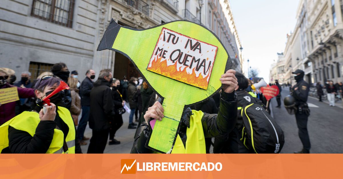 Los peluqueros arremeten contra el «chantaje» de Sánchez por vetar la bajada del IVA