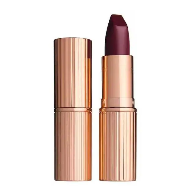 Matte Revolution en el tono Festival Magic de Charlotte Tilbury. Precio: 39,99€