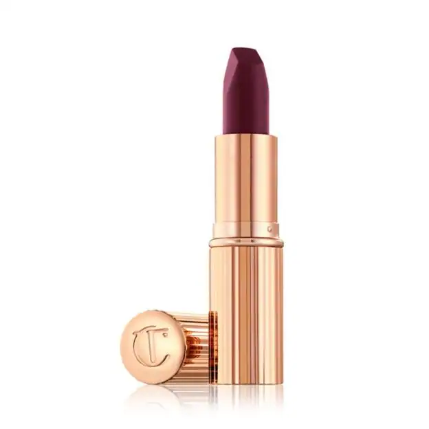 Barra de labios Charlotte Tilbury Matte Revolution en Festival Magic.