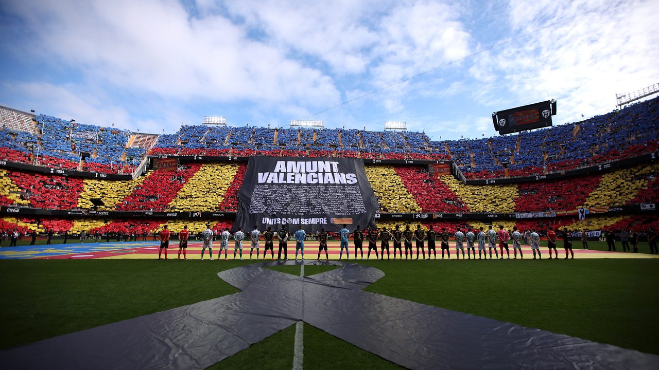 El conmovedor homenaje de Mestalla en recuerdo por las víctimas de la DANA