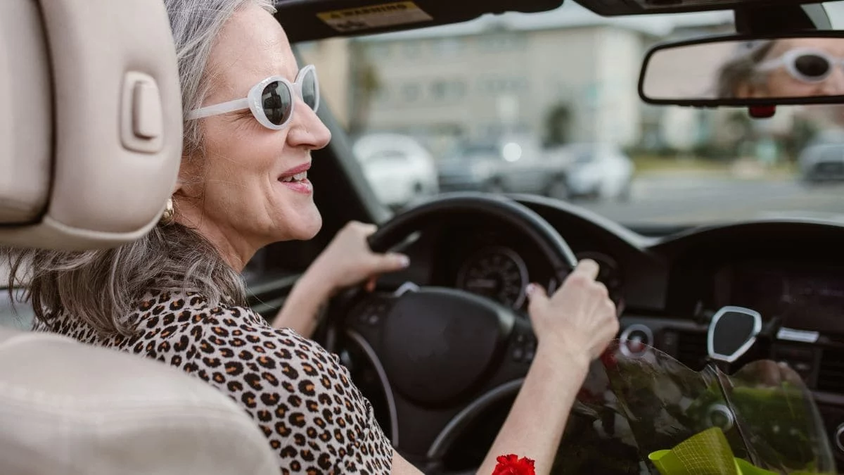 Ni 60, ni 65, ni 70… Esta es la edad a la que una persona mayor debe dejar de conducir