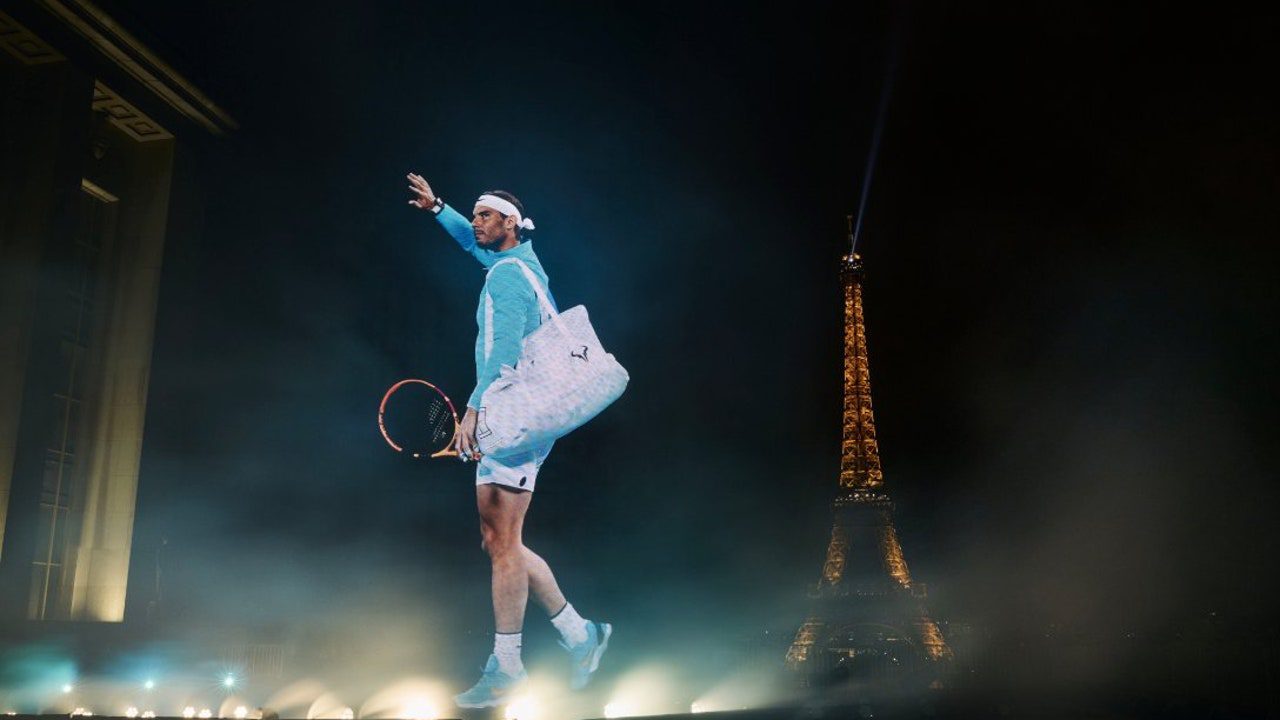 París corona a Rafa Nadal junto a la Torre Eiffel con un homenaje sin precedentes