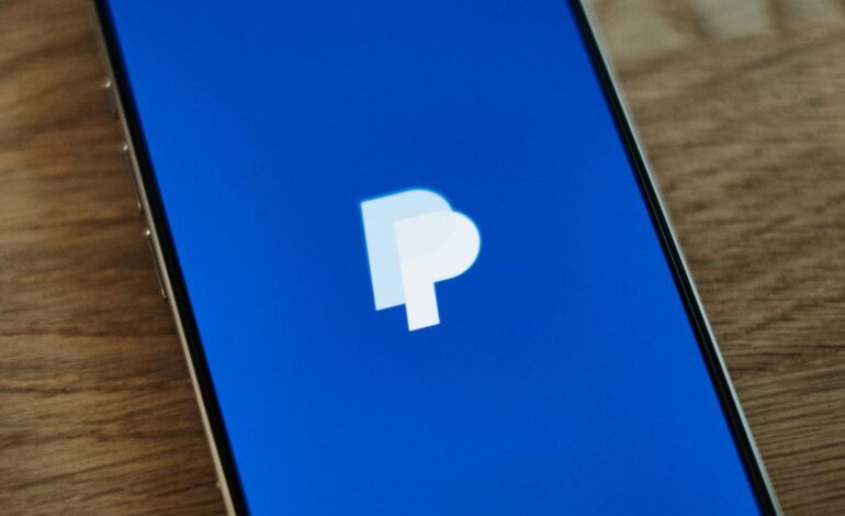 Las nuevas funciones de Paypal nos lo ponen más fácil para pagar en grupo por comidas o viajes con amigos