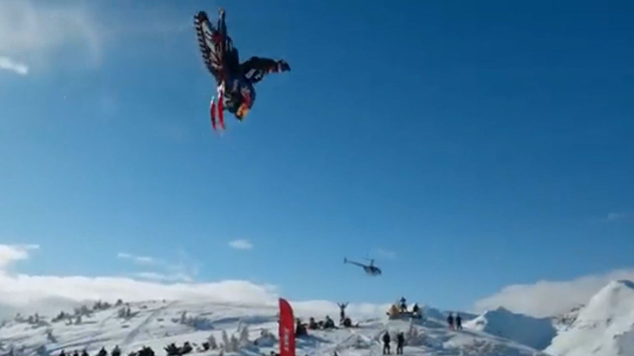 Andreas Bergmark bate un récord del mundo con el backflip en moto de nieve más largo del mundo