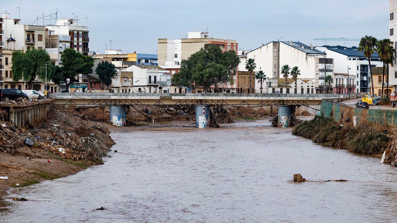 Se desactivan los avisos por la segunda DANA en Valencia mientras se retoman las labores de búsqueda de desaparecidos