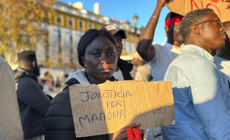 Mamouth Bakhoum, el senegalés con permiso de trabajo y residencia que murió en el Guadalquivir tras vender camisetas en la calle