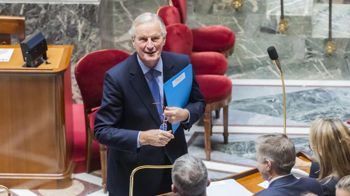 Francia debate la moción de censura que hará caer al Gobierno de Barnier tras solo tres meses