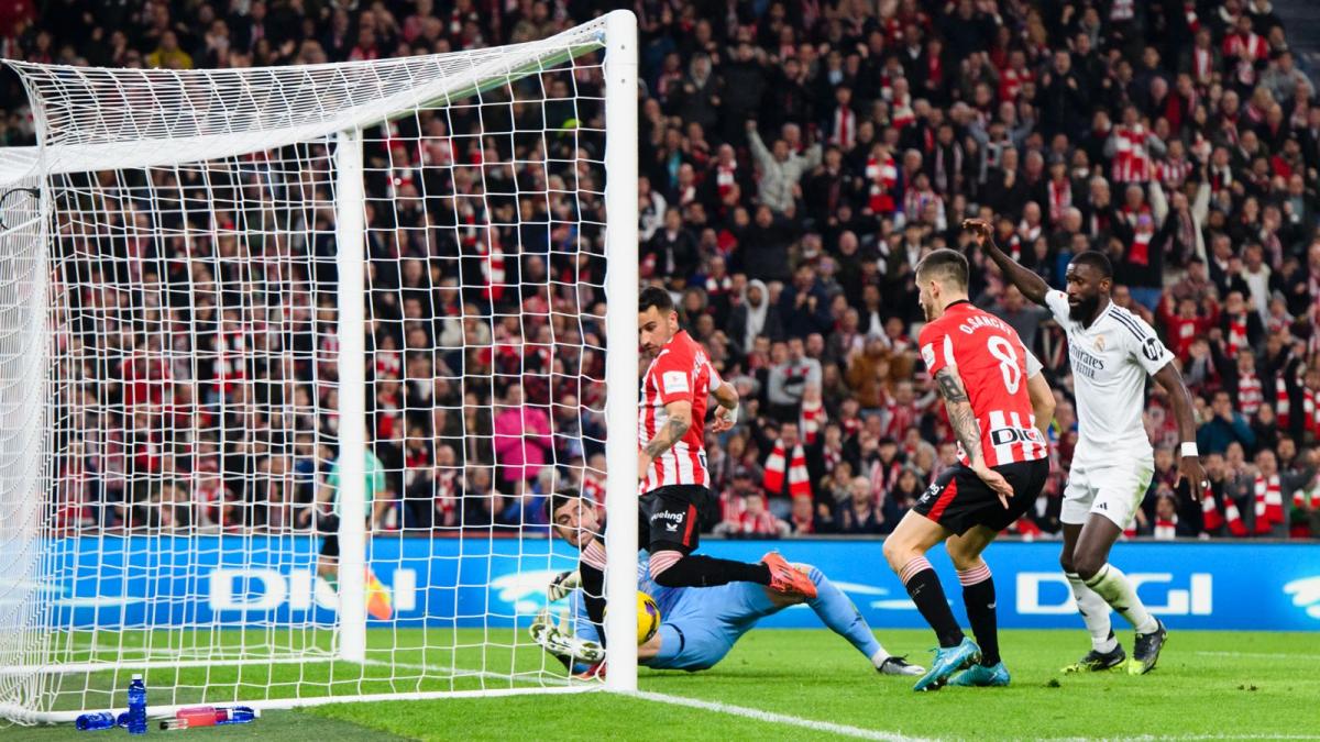 Athletic: El Athletic salda una deuda histórica