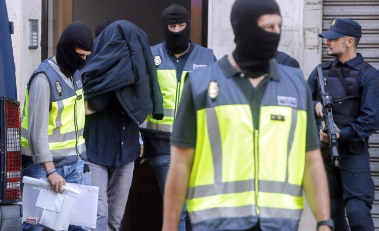 Detenidos en Elche cuatro menores acusados de yihadismo y de planear un atentado