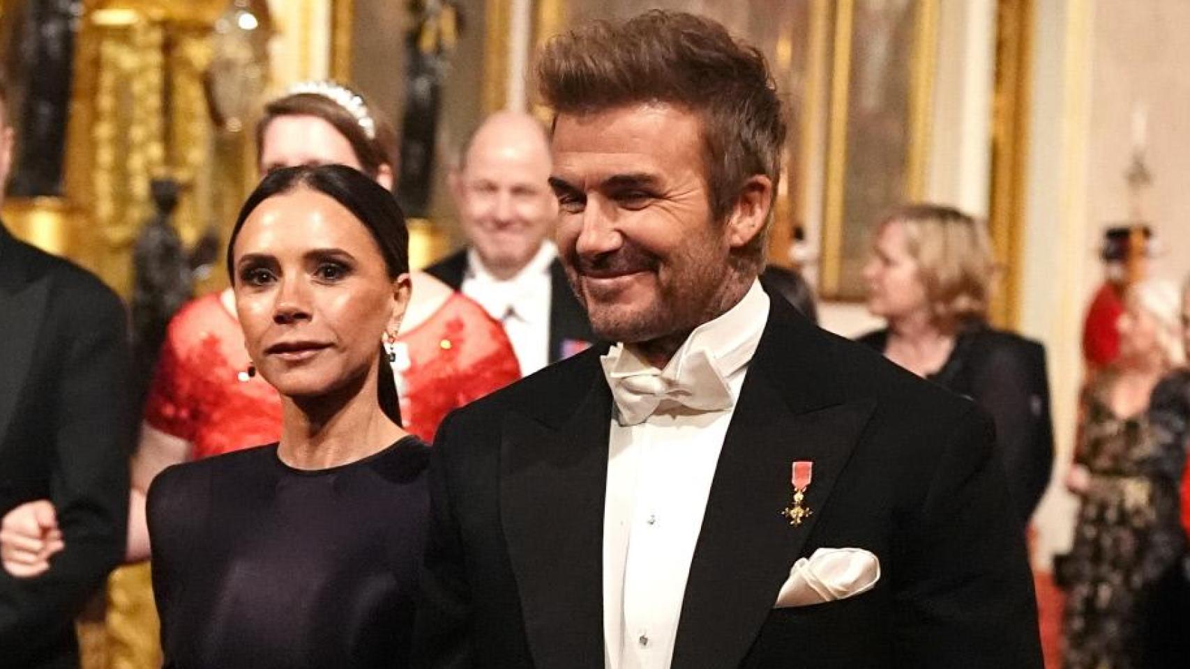 La gran sorpresa de David y Victoria Beckham en el palacio de Buckingham por el banquete en honor al emir de Qatar