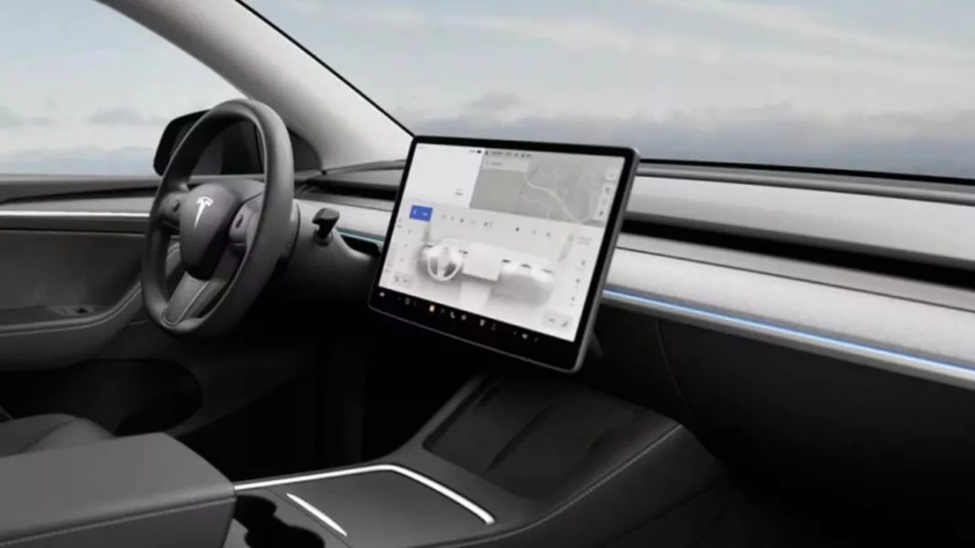 El accesorio que da color al interior de tu Tesla Model Y solo cuesta 220 euros