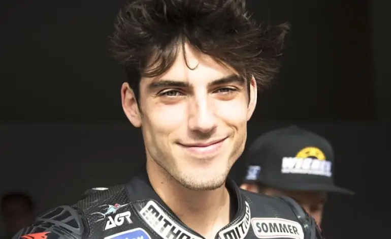 El viaje de 15 meses que cambió la vida de Axel Pons, piloto de Moto2