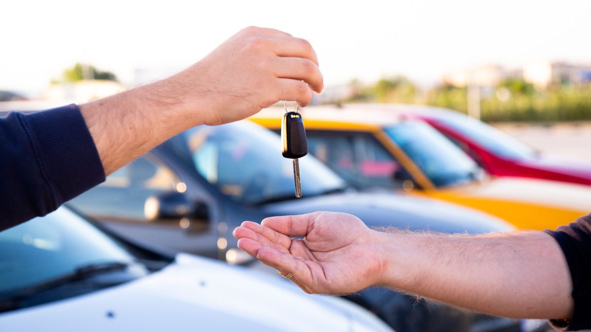 ¿Se puede vender o comprar un coche de segunda mano sin la ITV?