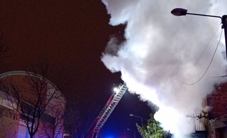 Arde totalmente una casa en Gualda (Lleida)