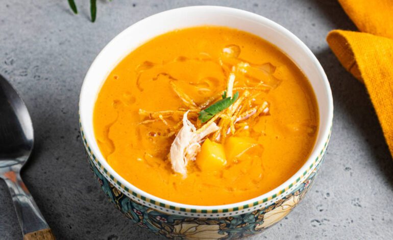 Vichysoisse de boniato y manzana, el plato navideño más ligero y delicioso que puedes dejar preparado el día antes