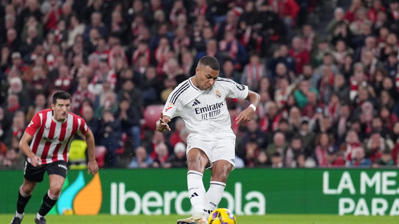 Nuevo fallo de Mbappé desde el punto de penalti con el Real Madrid perdiendo en Bilbao