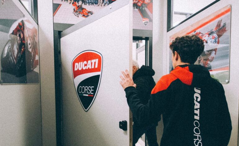 Primera toma de contacto de Marc Márquez con la fábrica de Ducati