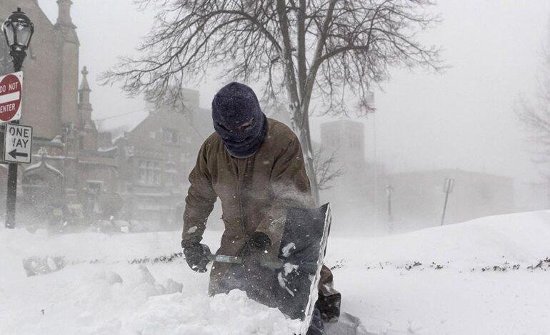 EEUU se prepara para una colosal tormenta que provocará fuertes nevadas, hielo y frío intenso