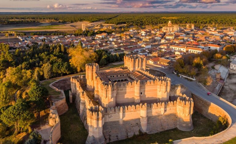 Castillos, mudéjar, villas romanas y un exclusivo oasis de bienestar en Tierra de Pinares