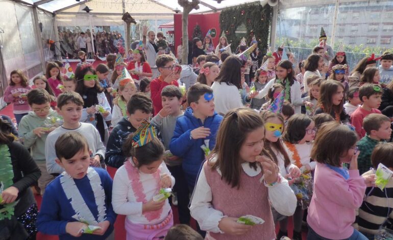 Gominolas y gusanitos para despedir el año en Cangas del Narcea y Tineo