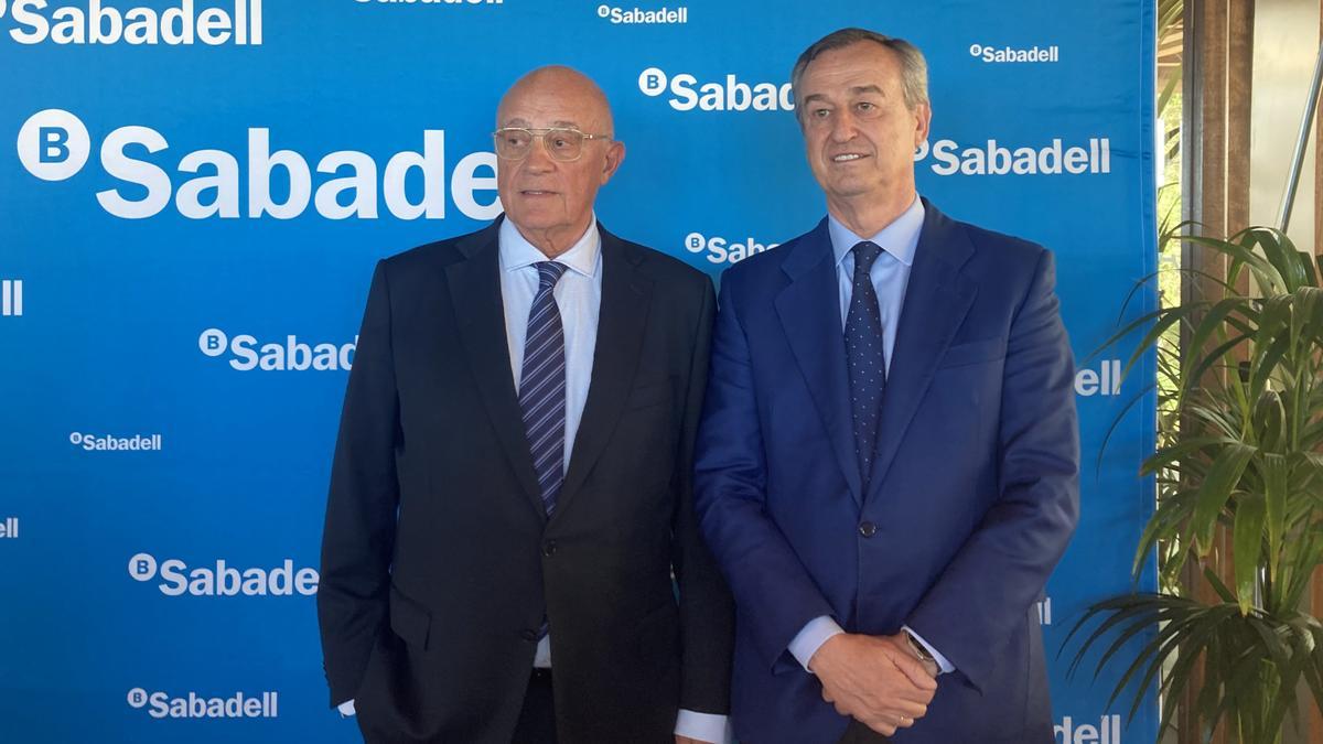 El Sabadell prepara un plan estratégico hasta 2027 para probar que será más rentable sin el BBVA