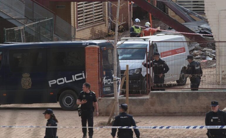 Dos detenidos por el accidente mortal en un colegio de Valencia