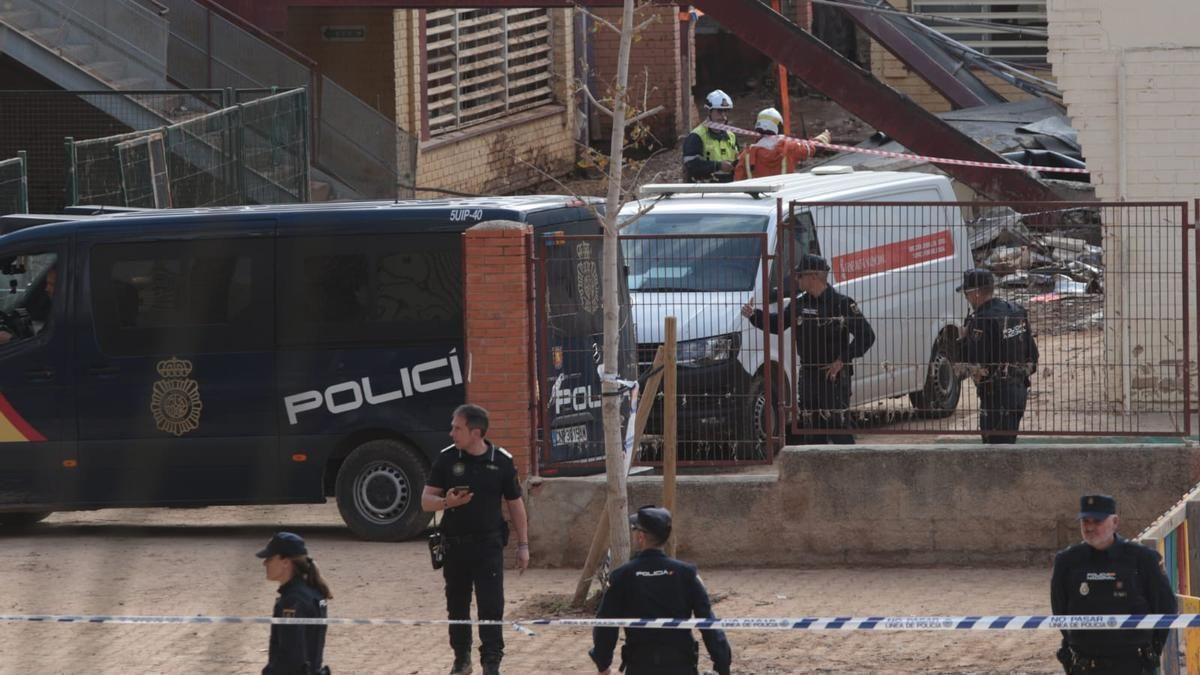 Dos detenidos por el accidente mortal en un colegio de Valencia